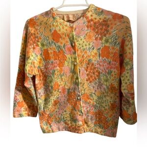 Vintage Full Fashioned Bold Floral Lambswool
Button Front Cardigan Sweater